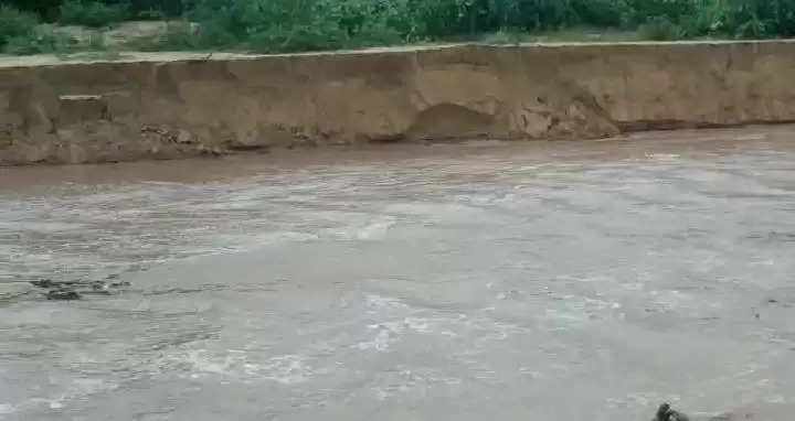 બ્રેકિંગ@ધાનેરા: ઉપરવાસમાં ભારે વરસાદથી રેલ નદીમાં પાણી છોડાયું, એલર્ટ જાહેર