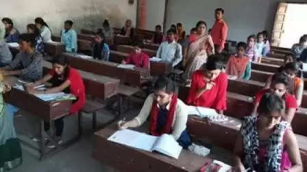 ગુજરાતઃ વિદ્યાર્થીઓનો વિશ્વાસ ઉઠી ગયો પાંચ વર્ષમાં 28 પરીક્ષાઓ રદ્દ થઇ