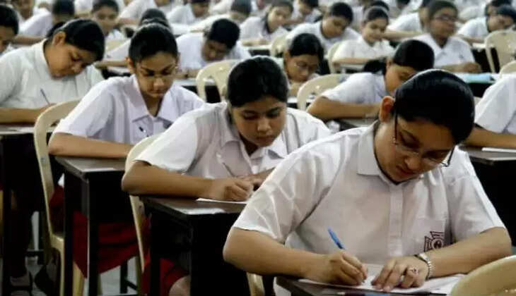 શિક્ષણ: ધોરણ-10-12 CBSE બોર્ડની પરીક્ષા ફીમાં 24 ગણો વધારો થઇ શકે