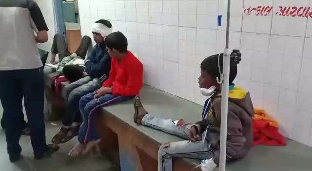 ગુજરાતઃ પ્રવાસે નીકળેલા 57 બાળકોને નડ્યો અકસ્માત, જાણો પછી શું થયુ