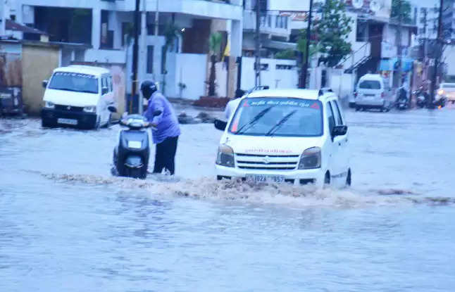 બ્રેકિંગ@ગુજરાત: કચ્છ નજીક સાયક્લોનિક સર્ક્યુલેશન સર્જાયું, 5 દિવસ સારા વરસાદની આગાહી