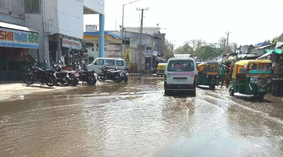 આગાહી@ગુજરાત: આગામી બે દિવસ રાજ્યના આ વિસ્તારોમાં આવશે ભારે વરસાદ