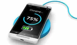 ટેક્નોલોજીઃ મોબાઇલની બેટરી શરીરની તંદુરસ્તી ઉપર અસર કરે છે, જાણો કેવી રીતે