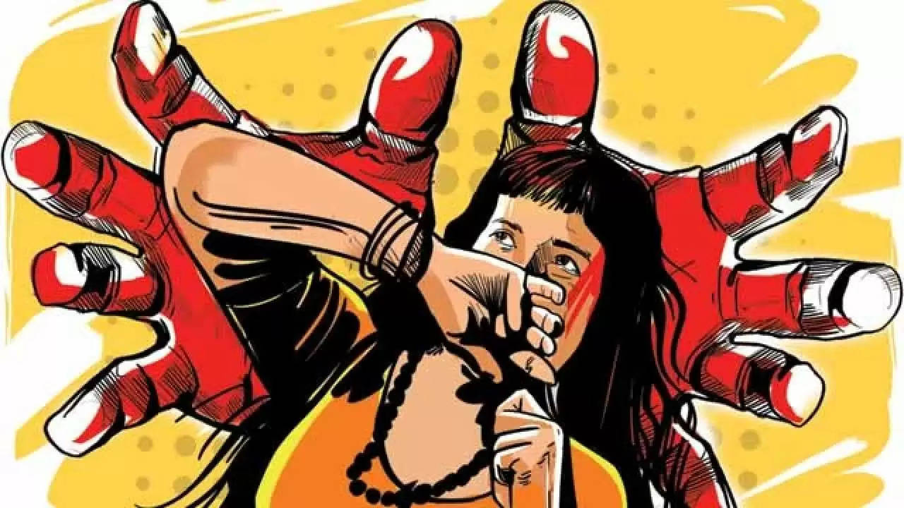 ગુજરાત: મહિલા પર ઉપરી અધિકારીએ દુષ્કર્મ આચરી વિડીયો ઉતાર્યો