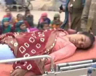 ગાંધીનગરઃ LRD મહિલા આંદોલનમાં 4ની તબિયત લથડતાં હોસ્પિટલમાં દાખલ
