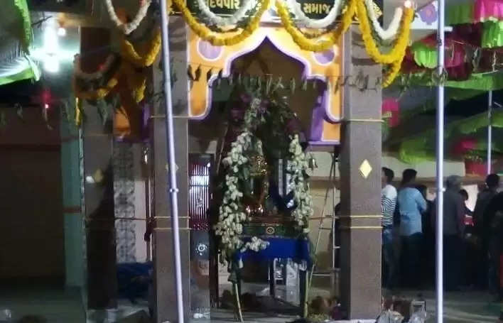 વડગામના મેમદપુરમાં રામાપીરના મંદિરમાં પ્રાણ પ્રતિષ્ઠા મહોત્સવ ઉજવાયો