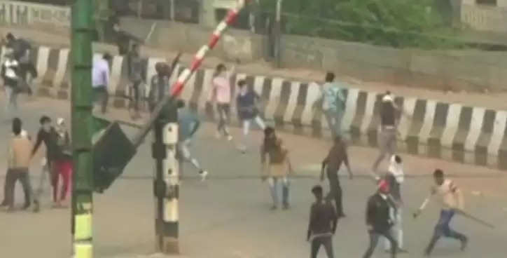 દિલ્હીઃ 4 સ્થળો પર ફરી હિંસા, મીડિયાકર્મીને ગોળી વાગી, 9ના મોત