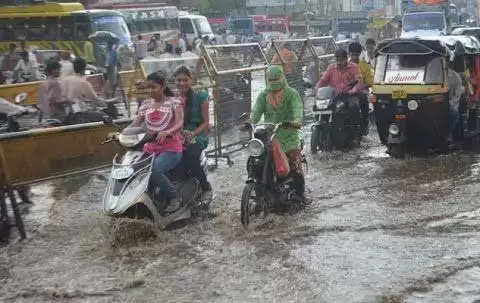 બ્રેકિંગ@ગુજરાત: કડકડતી ઠંડી વચ્ચે આ વિસ્તારમાં પડી શકે છે વરસાદ