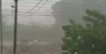 બ્રેકીંગ@અંબાજીઃ માવઠાનો બીજો રાઉન્ડ, વરસાદથી ખેડૂત ચિંતામાં