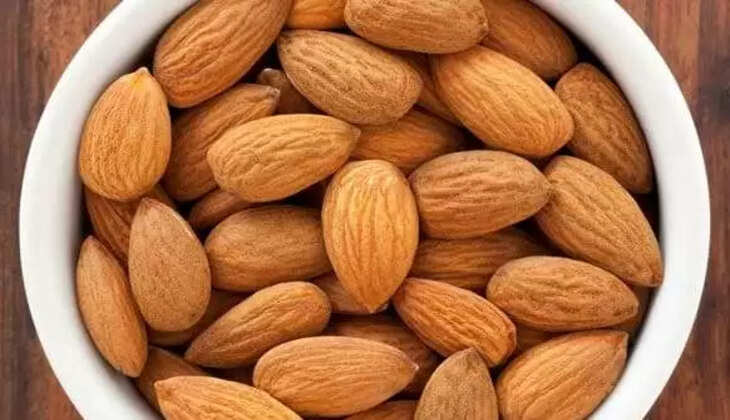 આરોગ્યઃ શિયાળામાં આ રોગના લક્ષણ ધરાવતા લોકોએ બદામ બિલકુલ ન ખાવી જોઈએ