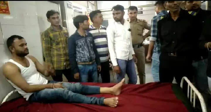 હુમલો@પાલનપુર: ખાણખનીજના અધિકારીઓ ઉપર ડમ્પર ચાલકો તૂટી પડ્યા