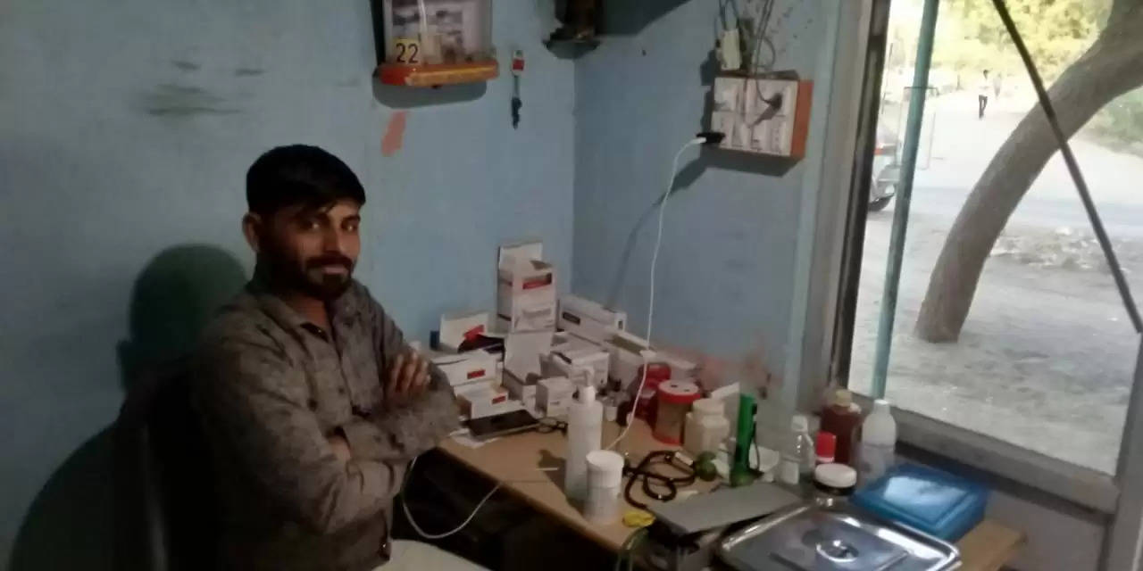 કાર્યવાહી@દિયોદર: બોગસ ડોક્ટર ઝબ્બે, સરકારી દવા જોઈ તપાસ ટીમ ચોંકી