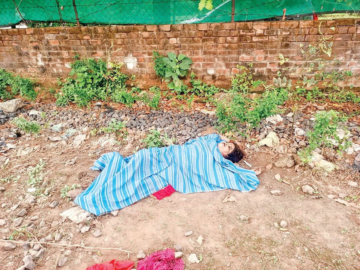 રીપોર્ટ@ગુજરાત: મેટ્રો ટ્રેનના પીલર નજીક એક મહિલાનો મૃતદેહ મળી આવ્યો