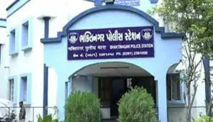 રિપોર્ટ@રાજકોટ: પોલીસની ખોટી ઓળખ આપનાર વિરુદ્ધ ફરિયાદ, જાણો વધુ વિગતે