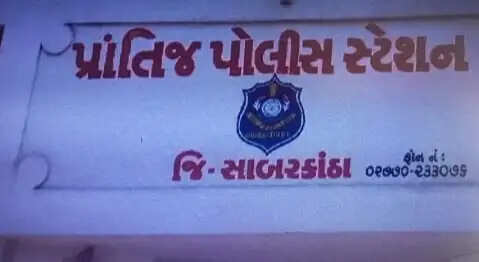 અપડેટ@ગુજરાત: સાબરમતી નદીમાંથી મોટા પ્રમાણમાં રેતીની ચોરી થતા પોલીસ મથકે ફરિયાદ