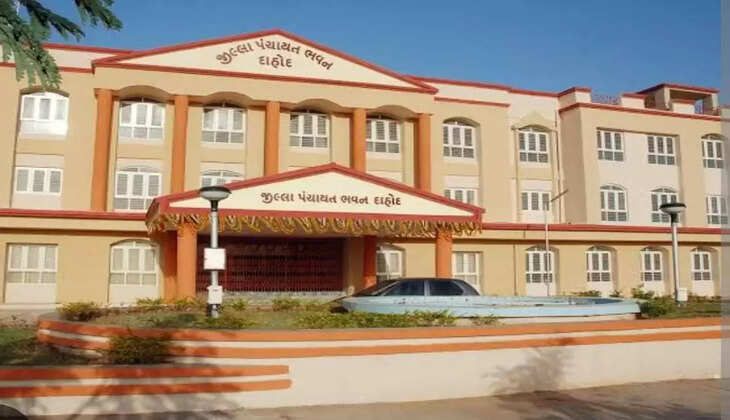 ચાલાકી@દાહોદ: સભ્યોએ હટાવેલ મનરેગા ડીડીપીસી આજેપણ હુકમનો એક્કો, મોટો ઘટસ્ફોટ