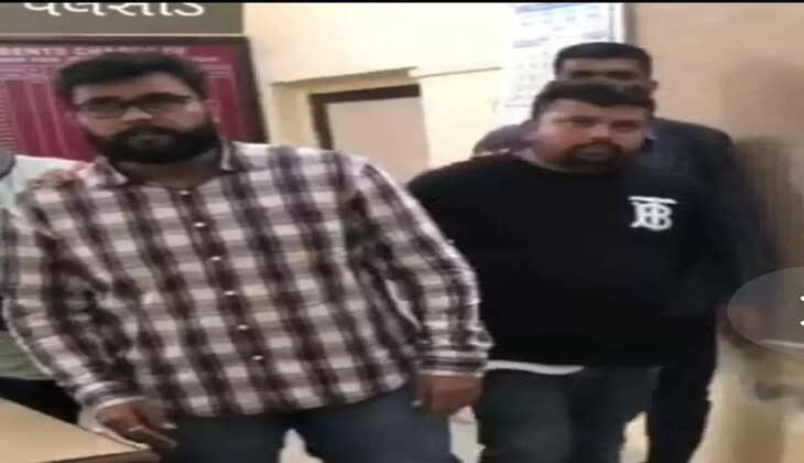 વલસાડના લાંચિયા ઈજનેરો