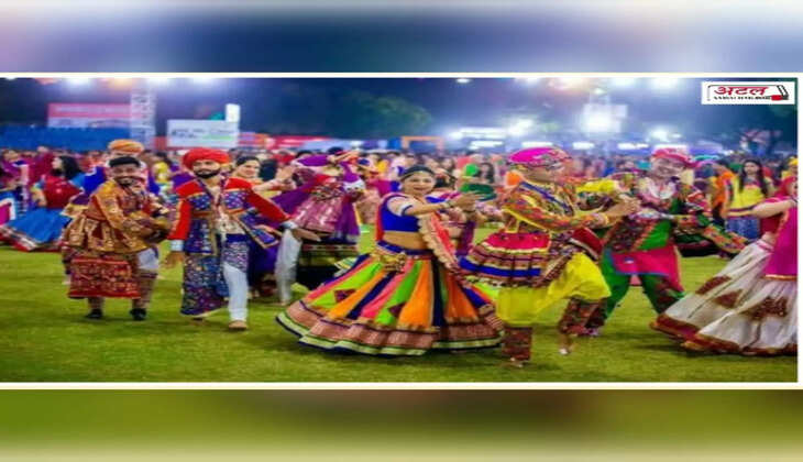 રિપોર્ટ@રાજકોટ: 'તારા ફળીયામાં પગ નહીં મુકું...' જેવા ગીતો પર યુવાધન હિલોળે ચડ્યું