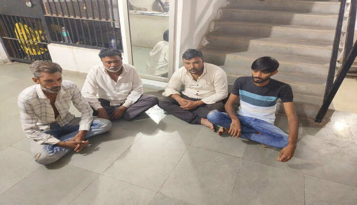 ગુનો@ઘૂટું : જુગાર રમતા આઠ જુગારીઓને પોલીસે  રોકડ સાથે ઝડપી લીધા