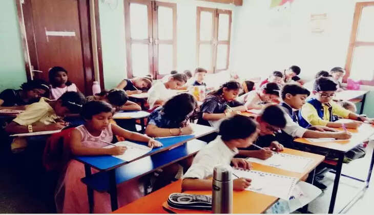 અપડેટ@દેશ: ભારતમાં શાળાએ જતા વિદ્યાર્થીઓની સંખ્યામાં ઘટાડો, 37 લાખ એડમિશન ઘટ્યા, સરકારી રિપોર્ટના ચોંકાવનારા આંકડા