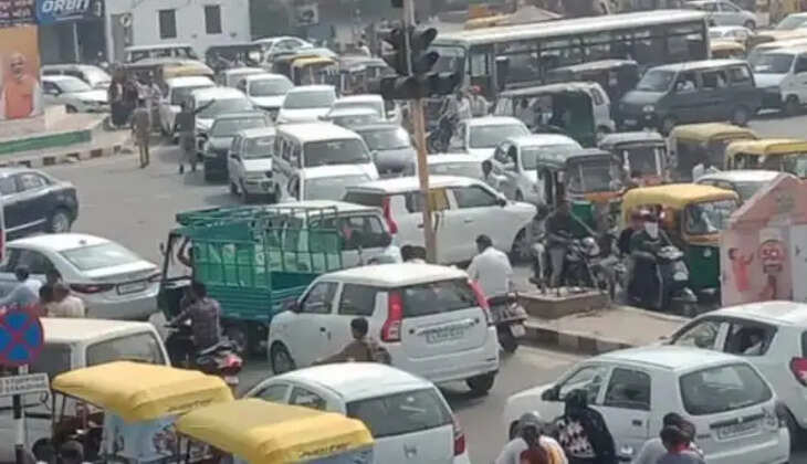 રિપોર્ટ@ગુજરાત: TRB જવાનોને છુટા કરવાનો નિર્ણય કરાતા કેટલાક જવાનો હડતાળ પર ઉતર્યા