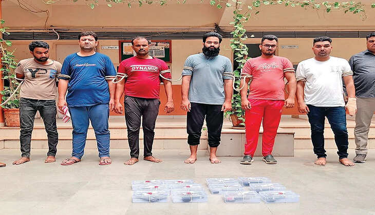 ગુનો@અમદાવાદ: ફરી હથિયારોના ગેરકાયદે વેપારનો પર્દાફાશ થયો,હથિયારો સાથે ધરપકડ કરી