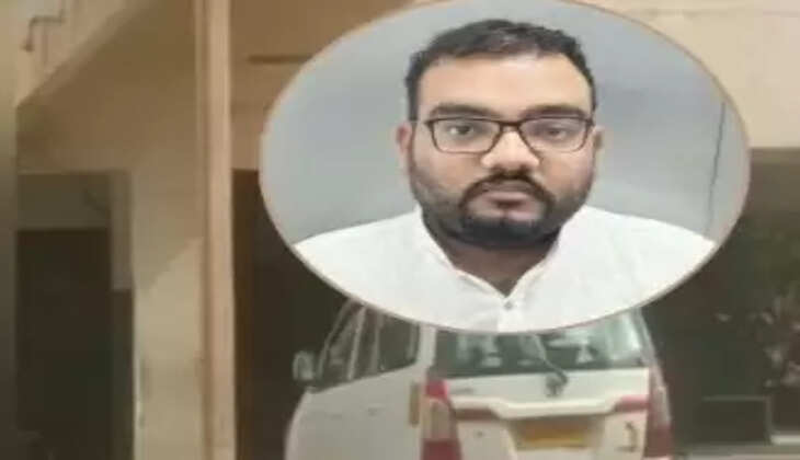 નકલી અધિકારી