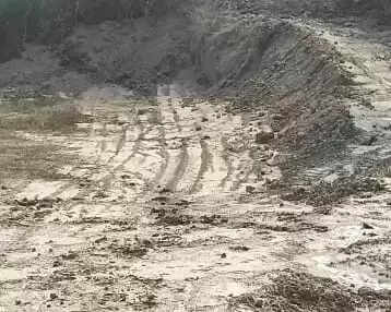 માટી ચોરી અને વાહનના નિશાની