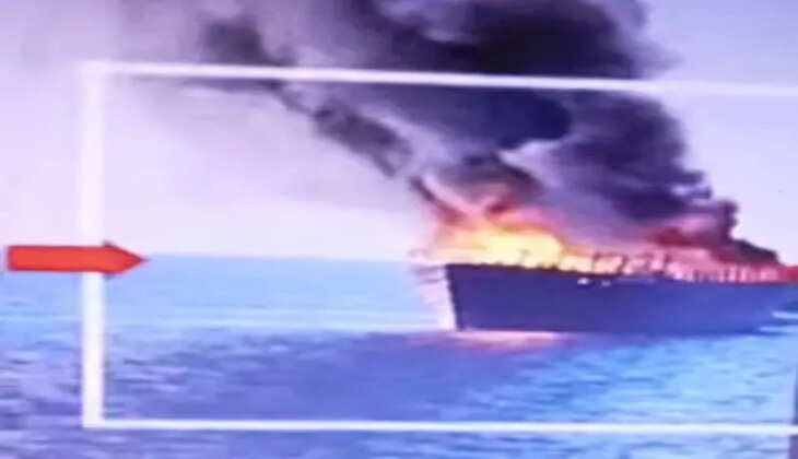 ઘટના@ગુજરાત: ઓમાનના ખસબ ખાતે અલી મદદ નામના વાહણમાં આગ લાગવાની ઘટના બની