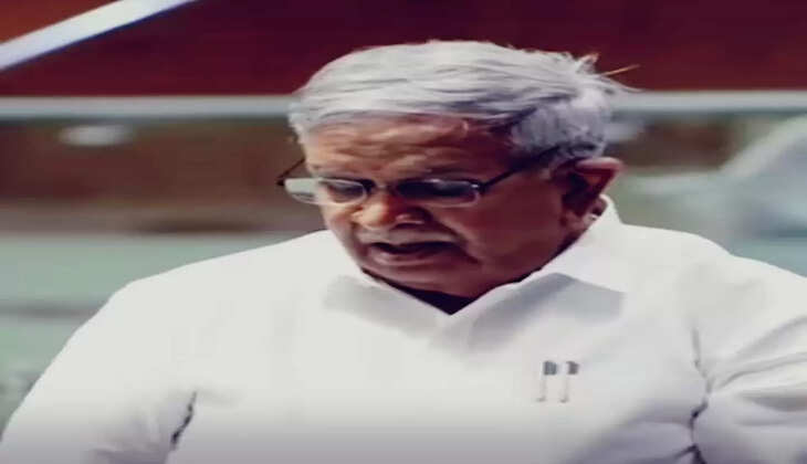 બજેટ@ગુજરાત: નાણામંત્રી કનુભાઈ દેસાઈએ ગુજરાતનું 3,70,250 કરોડનું બજેટ રજૂ કર્યું 