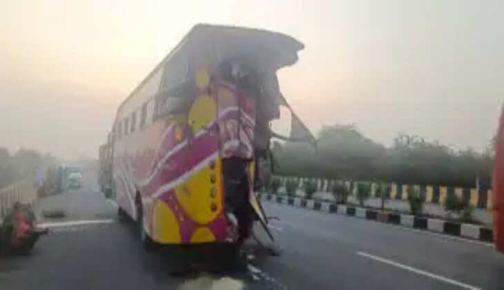  દુર્ઘટના@રાજથાન: જયપુર હાઇવે પર ભાવનગરથી મથુરા જતી ખાનગી બસને ટ્રેલરે પાછળથી ટક્કર મારી 