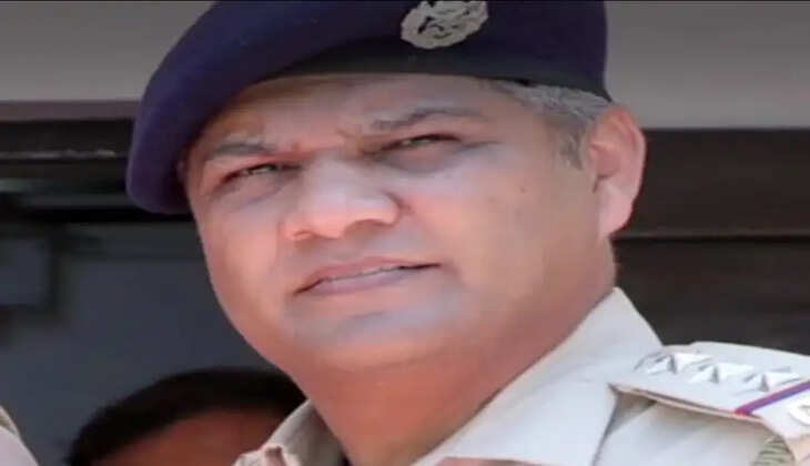 રિપોર્ટ@જુનાગઢ: પોલીસ તોડકાંડના આરોપી તરલ ભટ્ટને સાથે રાખી ઘરની તપાસ હાથ ધરી, જાણો વધુ