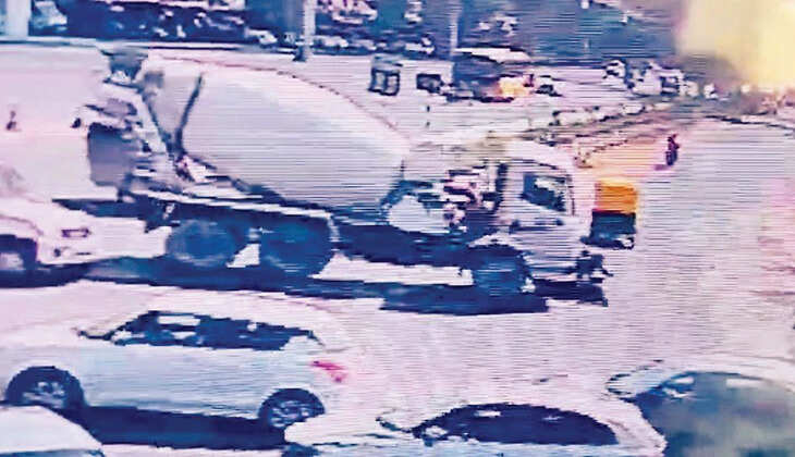 બનાવ@અમદાવાદ: એસજી હાઇવે પર વધુ એક ભારે વાહને 1 વ્યક્તિનો જીવ લીધો, વિગતે જાણો 