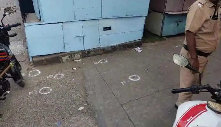 બનાવ@મુંબઈ: ચુનાભટ્ટીની આઝાદ ગલીમાં આજે  બપોરે ફાયરિંગની  ઘટનામાં 1 વ્યક્તિનું મોત