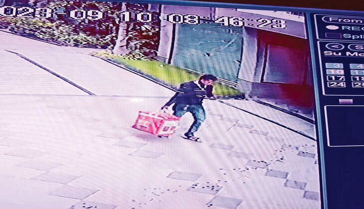 ગુનો@અમદાવાદ: બે વર્ષથી કામ કરતા ઘરઘાટીએ સોના-ચાંદીના દાગીના અને ભગવાનની મૂર્તિ સહિત રૂ. 23.57 લાખની ચોરી