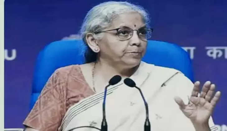 રાજકારણ@દેશ: જાહેર ક્ષેત્રની બેંકો બાબતે રાહુલ ગાંધીના નિવેદન પર નાણામંત્રી નિર્મલા સીતારમણે વળતો પ્રહાર કર્યો