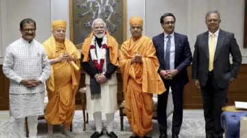 રિપોર્ટ@દેશ: PM મોદી અબુ ધાબીમાં સ્વામિનારાયણ મંદિરનું ઉદ્ઘાટન કરશે